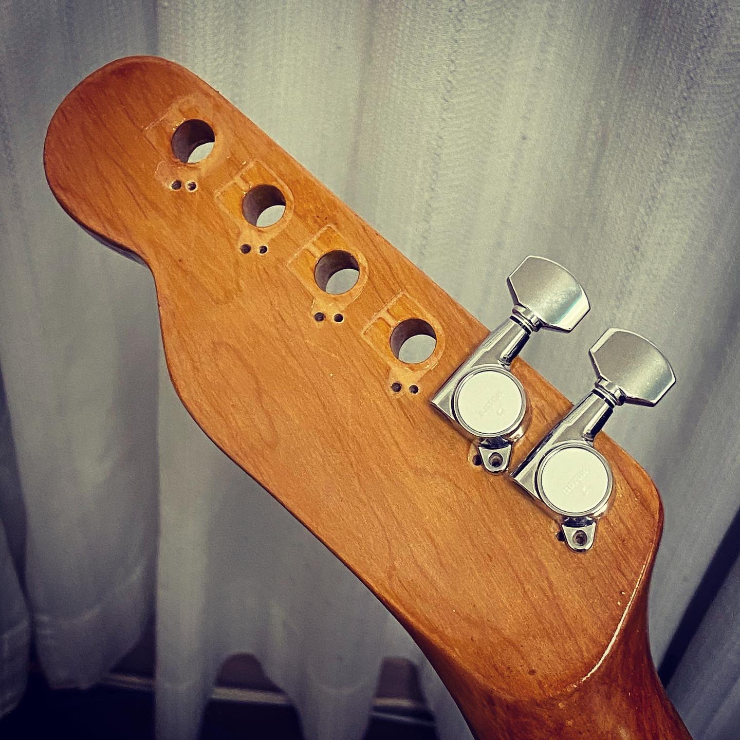 Uzivatel Kei Na Twitteru 自作テレキャスターのペグをgotoh 製に交換 サドルに続いて交換したらさらに音が締まり サスティーンも豊かになった しばらくは このギターと セカンドボードで練習していく Gotoh ペグ交換 セカンドボード テレキャスター Uzivatel Kei Na Twitteru 自作テレキャスターのペグをgotoh 製に交換 サドルに続いて交換したらさらに音が締まり サスティーンも豊かになった しばらくは このギターと セカンドボードで練習していく Gotoh ペグ交換 セカンドボード テレキャスター