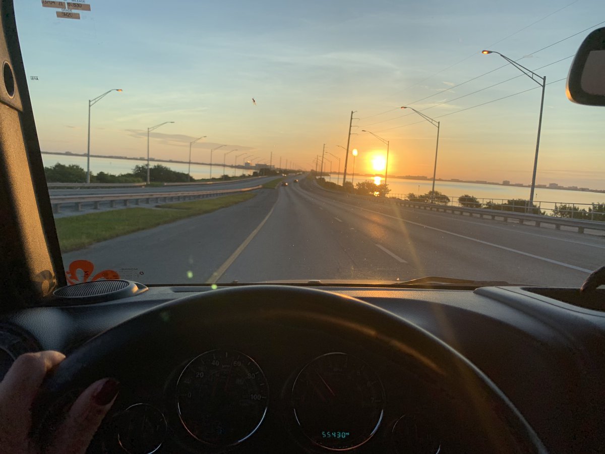superaidita's tweet photo. #jeeplife #essentialoillife #holisticlife https://t.co/IQJRzS8RnI