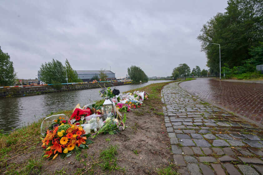 #Bloemenzee voor overleden Nadir Faassen in #Breda #Markkade #NadirFaassen #Ongeval.