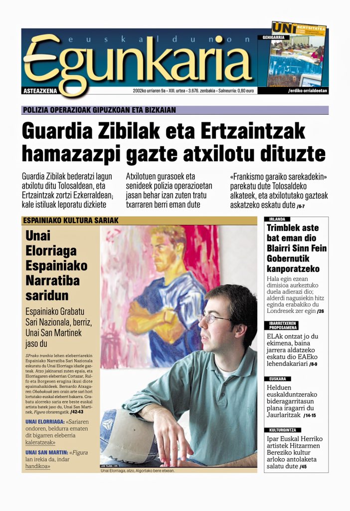 aurrerabolie's tweet photo. Gauez, enkaputxatuak, hortzetaraino armatuak, etxeetako ateak ostikadaz lehertuz, gurasoei pistolak buruan jarriaz, 80 urteko aitona lurrera botaz...
poltsa, kolpeak, elektrodoak, irainak, espetxea, erbestea... 

Hau dena, alderdi eta komunikabide gehienen babesaz.

#zoruetikoa https://t.co/nxJpAB2lnn
