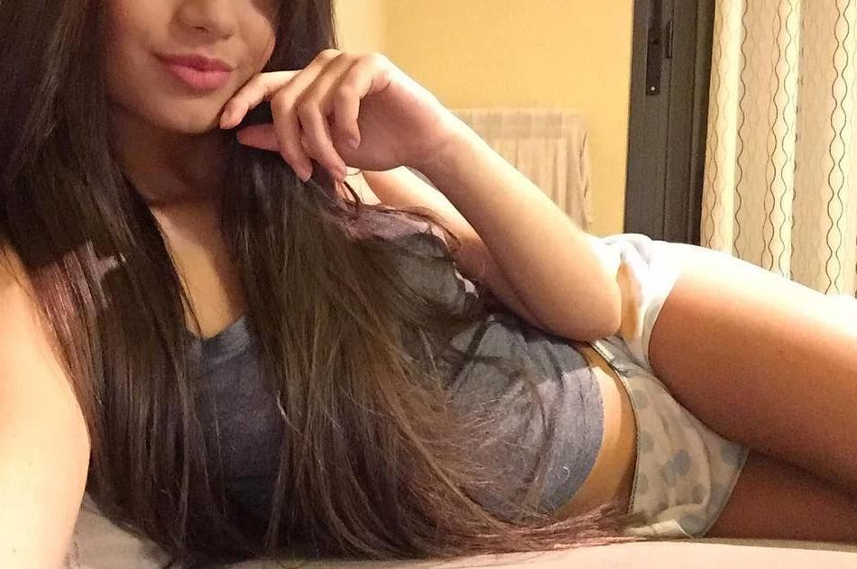 Don't Try To Study Me, You Won't Graduate ..🍑👄🍑