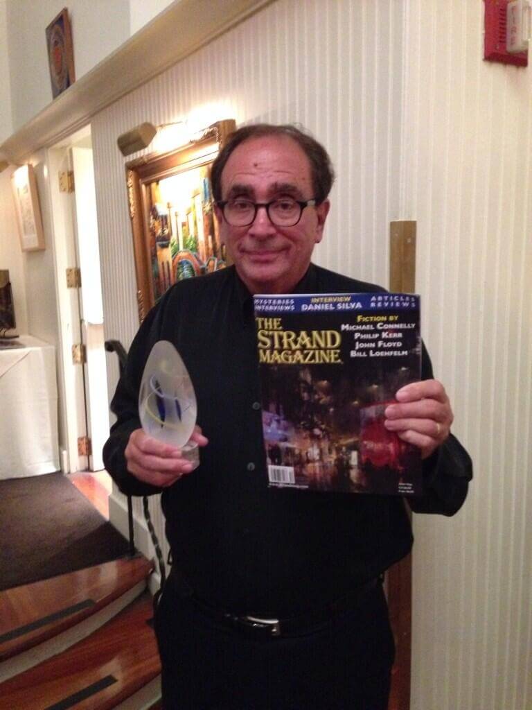  wishes a happy birthday to R.L. Stine! 