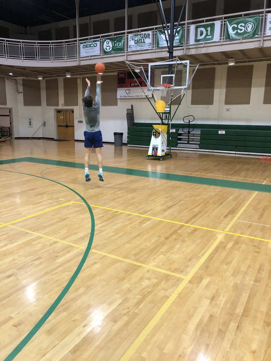 CoachMorris5's tweet photo. 2021 G @_bpond has been working his butt off since the season ended last March. 

Improved Shooter ✅
Improved Ball Handler ✅
Stronger ✅
More Athletic ✅

6’3-6’4 with a 4.0 and 29 ACT. Add these improved skills with the intangibles he already has . 
Legit Prospect ✅ https://t.co/HbBYjXPhwo