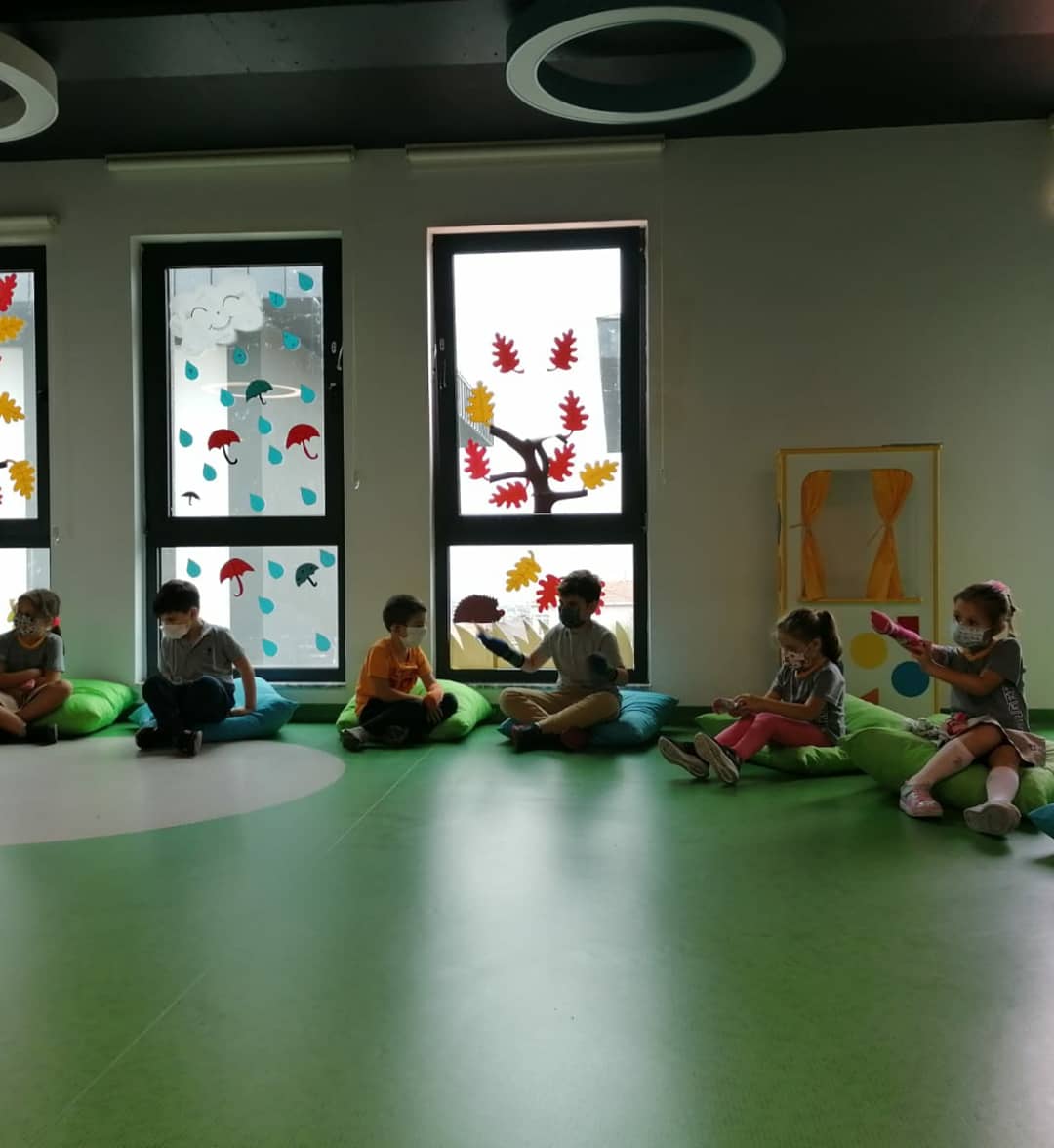 Gerçek dostlar kromozom saymaz. Çünkü down sendromu 1 eksiklik değil +1 fazlalıktır. Pdr birimimiz, Uğurlu öğrencilerimizle down sendromu farkındalığı için bir araya geldi ☝️💜😊

#downsendromufarkındalıkgünü
#UğurluOlmak