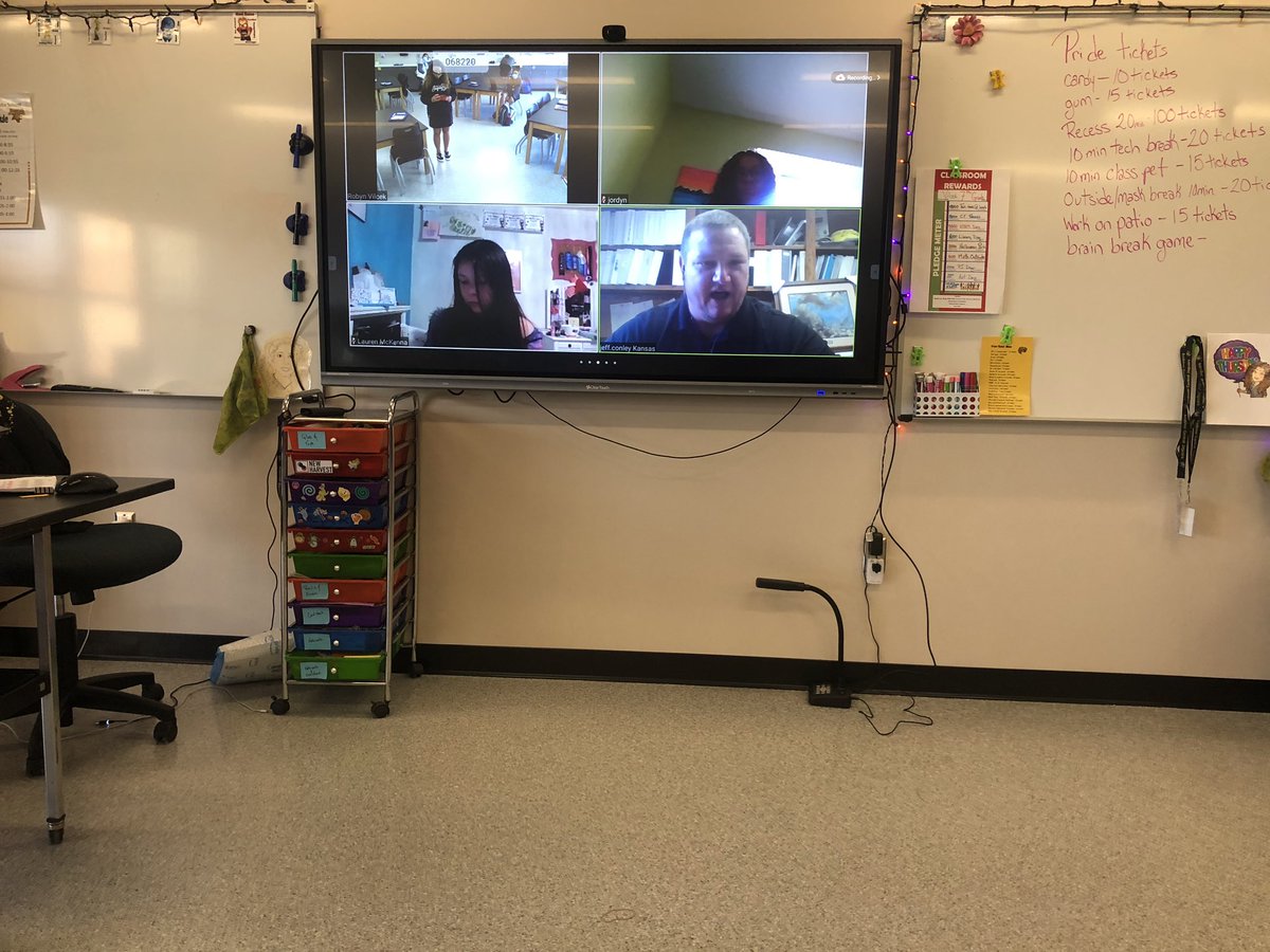 Robynlv's tweet image. Guest speaker from Ks Game and Fish talked to #STEM students today. Next week we fish 🎣 #datacollection #fishdata #waterquality @ACMS_Jaguars