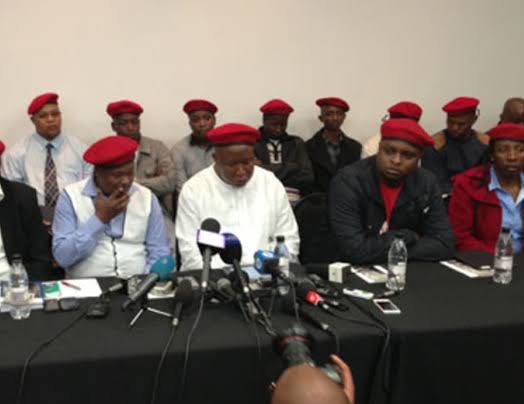 MbuyiseniNdlozi's tweet photo. How it started.        How it’s going. https://t.co/PO6Bgom73p