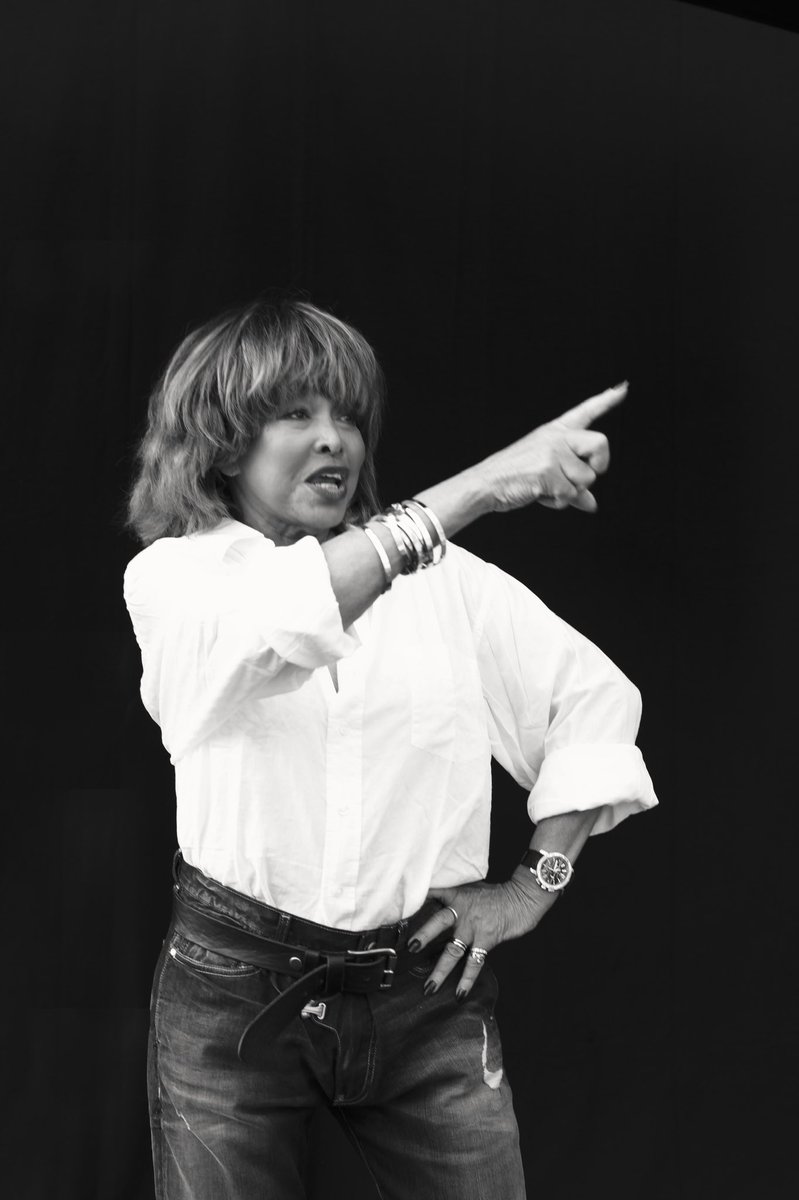 tinaturnerblog's tweet photo. That’s My Life, the 1st official TINA photo book now available worldwide ! 👇🏽 
https://t.co/FM6TlUWgeC 
Photo: Charlie Gates #tinaturner #photography #photobook #thatsmylife https://t.co/RS7Cly1hua