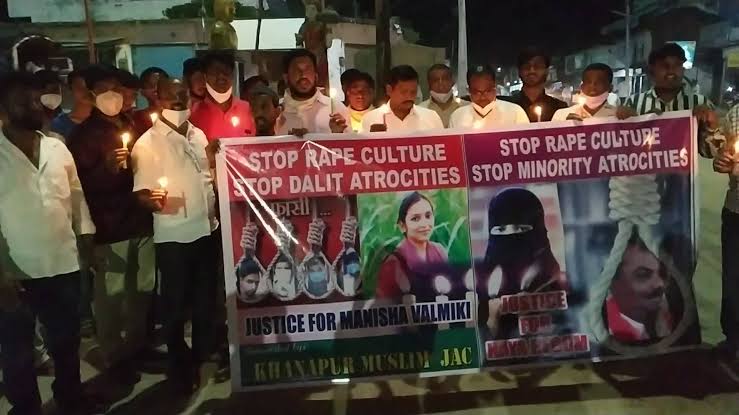 imhayatullah's tweet photo. The accused were even eliminated by #TS_Police
#HayaBegum has been given a raw deal
Why not KCR & KTR also visit #Haya kin to console them?
Why isn't compensation offered & released by the TS govt’s Whether it is Disha/Haya both are victims of misogynistic beasts.
#JusticeForHaya https://t.co/yCygICOdsx