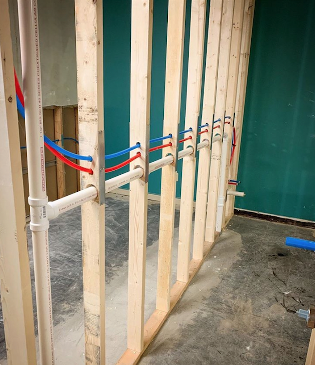 uponor's tweet photo. Thanks @profetick_plumbing for showing off another great Uponor AquaPEX #plumbing solution. This time, a hair salon benefits from the long-term service of flexible, durable Uponor #AquaPEX® pipe and reliable ProPEX® fittings. #uponorna https://t.co/Gh8IDTK5cY