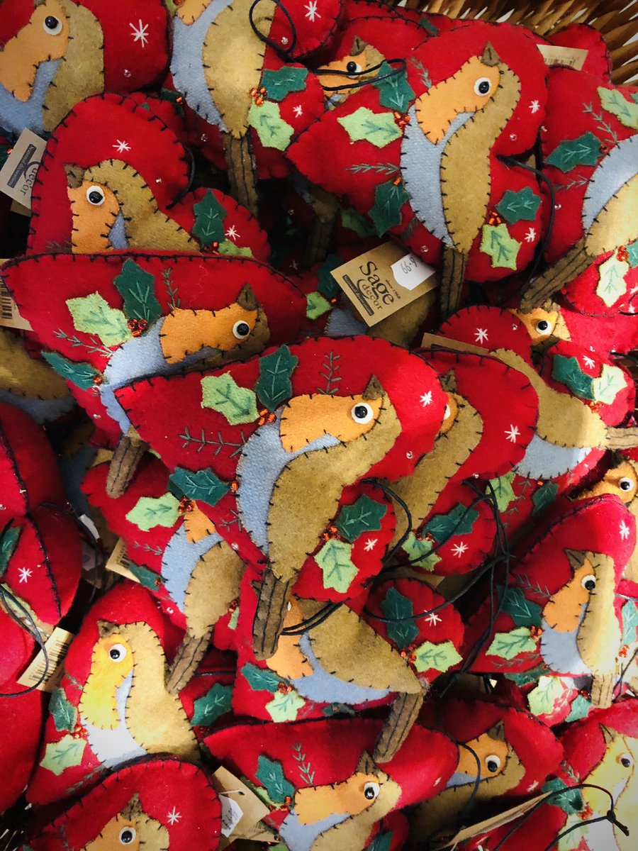 ChesterGiftShop's tweet photo. Like Gorgeous gifts &amp; shopping in a calm atmosphere? Then pop in and see us! Christmas is quickly making its way on to the shelves too! Exciting! 
Our opening hours are 10-4 Mon-Sat, 12-4 on Sundays https://t.co/ff6JgJBMXm