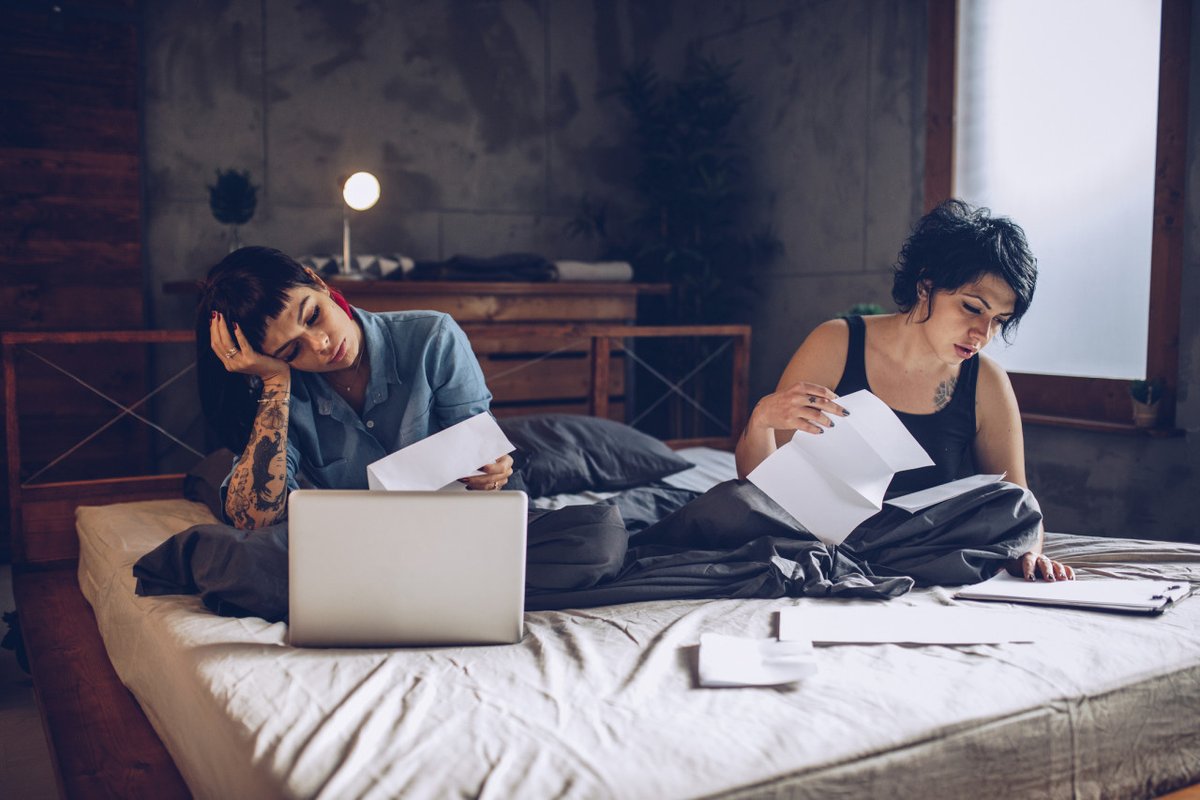 BDODebtSolution's tweet photo. Keeping money secrets from your spouse or partner can lead to unwanted debt and financial stress. "It's essential to talk openly about money, even if there are some disagreements." Here are some tips that can help navigate love and money: https://t.co/SN50G4iVga https://t.co/1dJsc63ITE