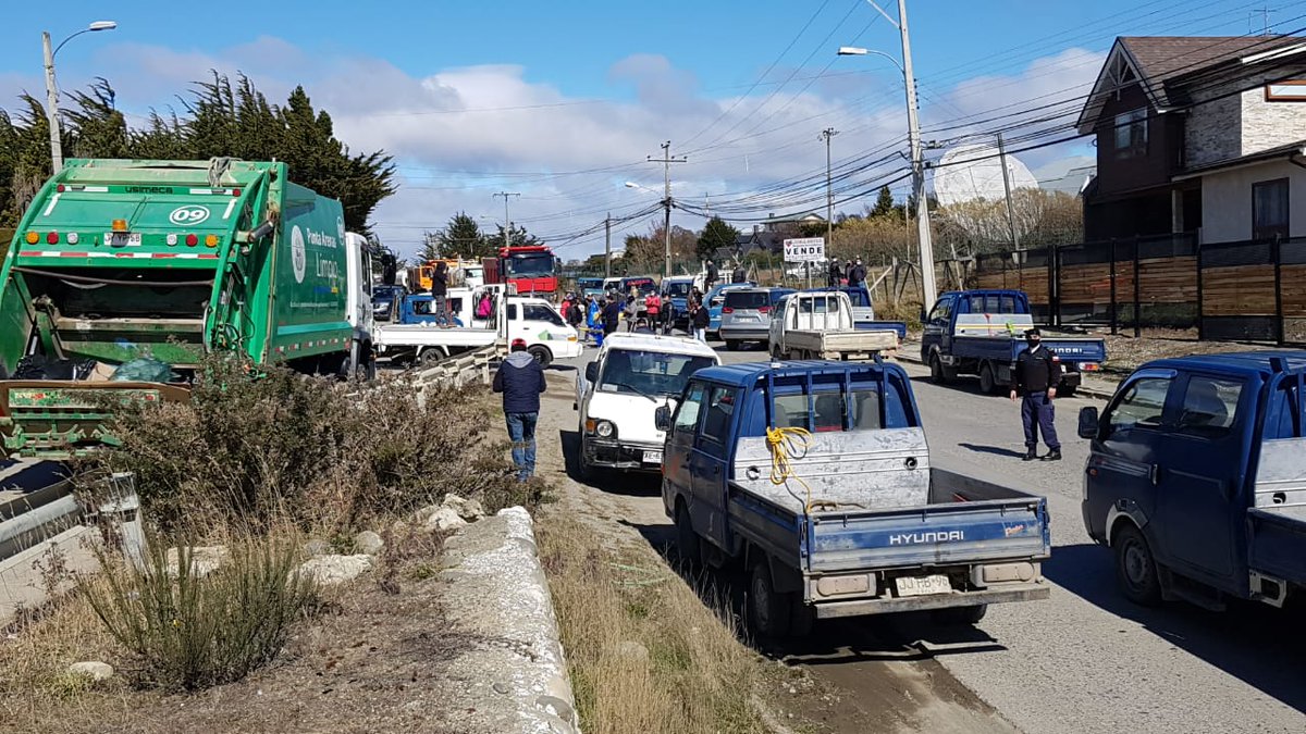 ITVnoticias's tweet photo. Acceso sur a Punta Arenas cortado por protesta https://t.co/bBIJTQgYco #puq https://t.co/fTaTVF9yOG