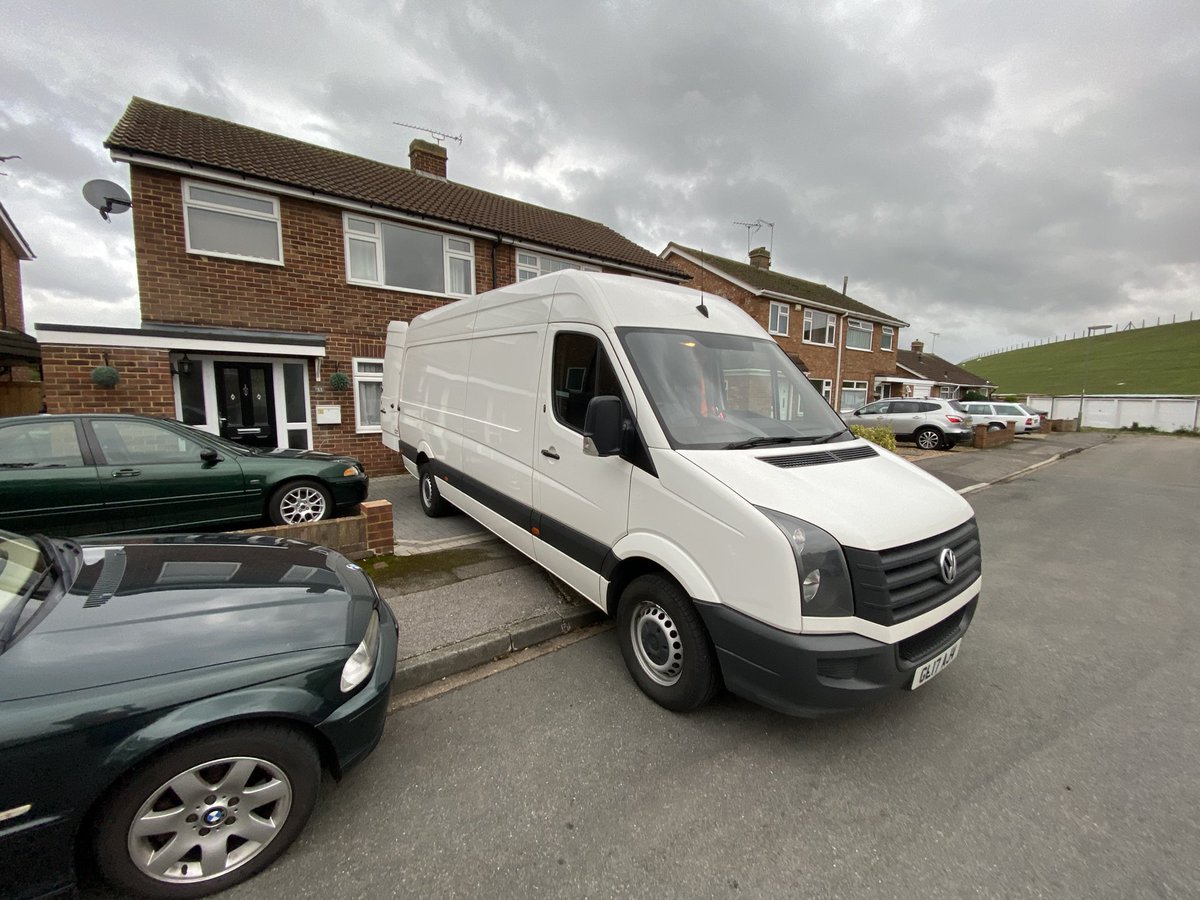 Down in London again with another removal. No sun but it was still warm - even before we had started unloading the van 🥵 ☀️