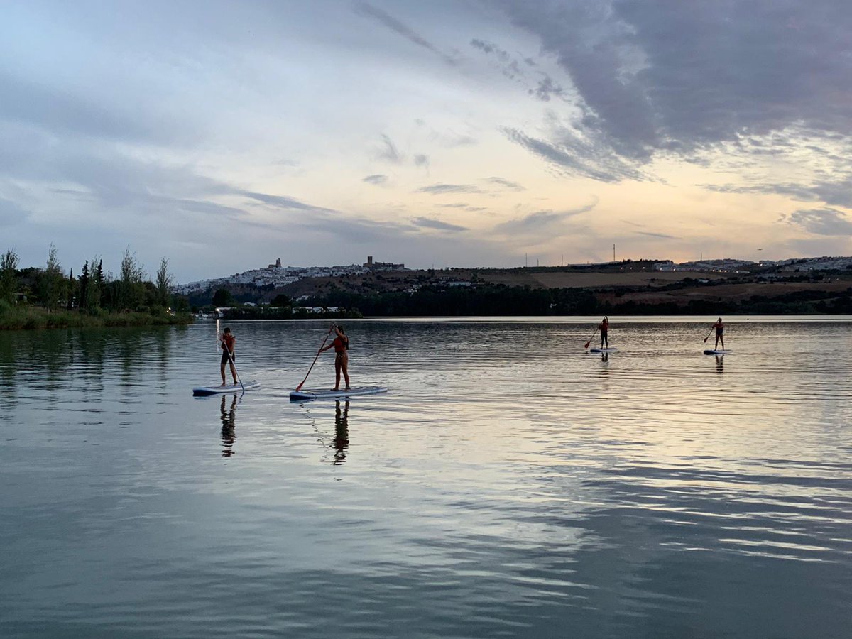 TensolE's tweet photo. Mañana 09/10 nos tomamos un respiro por #PuenteDelPilar  Volvemos el martes 13 con mucha + #BuenaEnergia☀️

Para recuperar energía ven a @ArcosCiudad  y apúntate a las clases de #Supyoga de https://t.co/VVP1fv8zwQ
¡Date prisa, aún quedan plazas 😉! https://t.co/nVx6L3lJAV