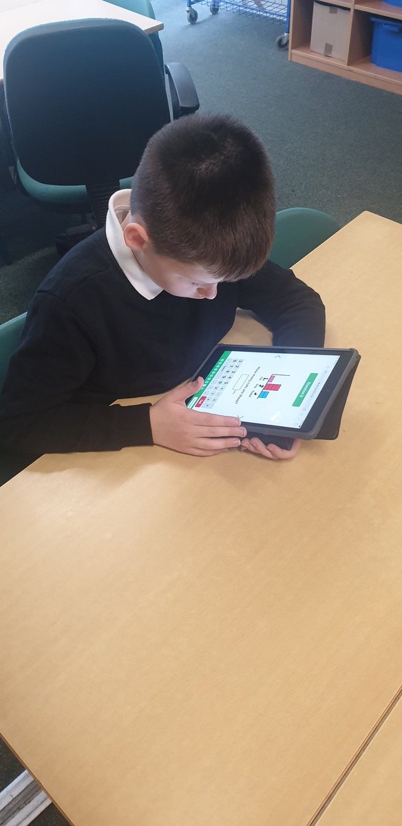 MissMcCallum19's tweet photo. We completed our @BigMaths Learn Its on the iPads this afternoon. Everyone focused really well too π #BigMaths #Learnits #iPads https://t.co/Jsq1Tqbzg9