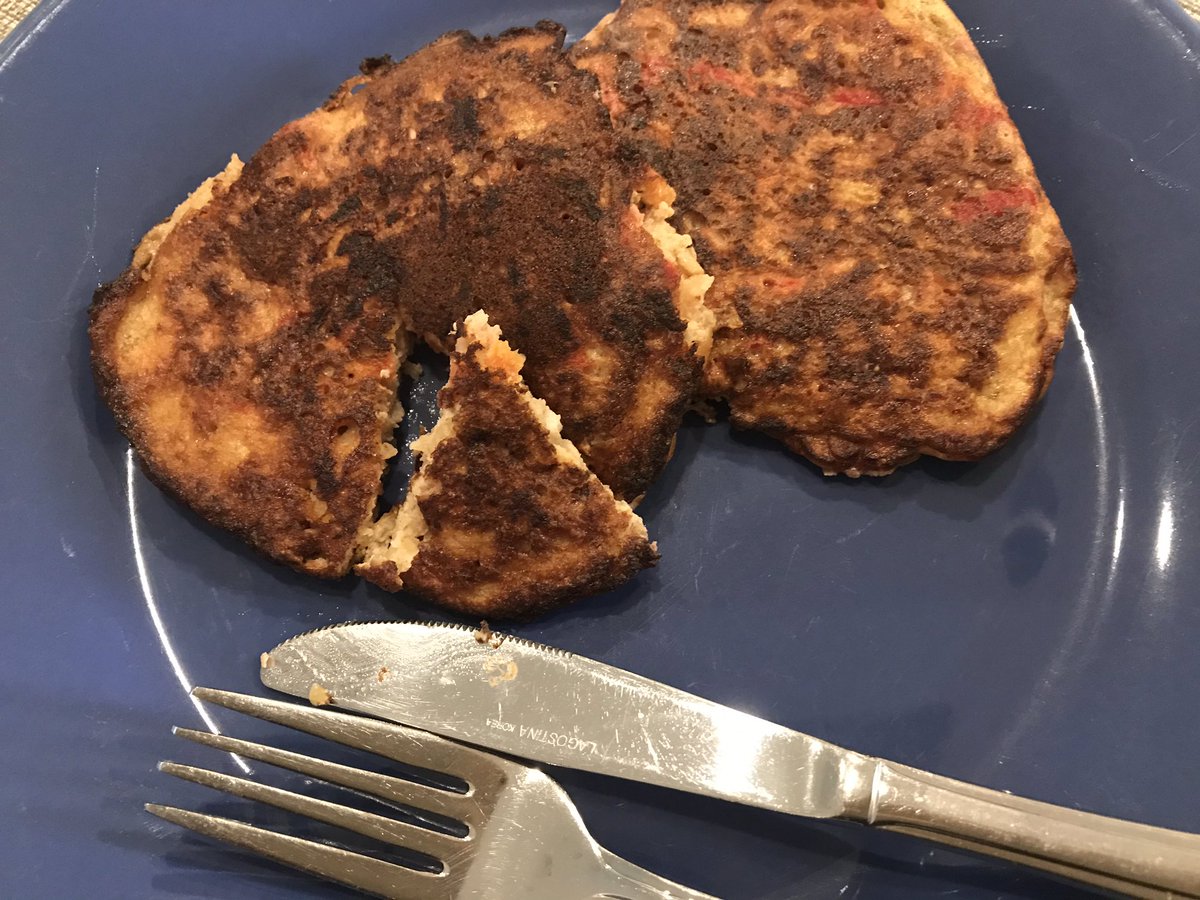 idcyyc's tweet image. Apple beet rye pancakes. A great metabolic balance breakfast. For 4 pancakes grate one apple, one small beet, whisk in 3 eggs and 2 tbsps rye flour. Fry in coconut or avocado oil and enjoy #metabolicbalance #healthyeating #healthyweightmanagement #livetruewellness