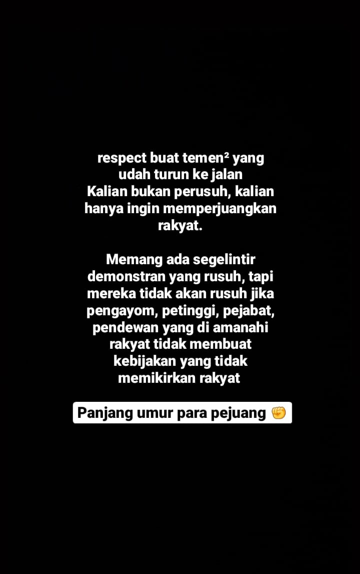 #MahasiswaAtauPerusuh 
#TolakOmnibuslawDPR 
#TolakUUCiptaKerja 
#gakpercayajokowi