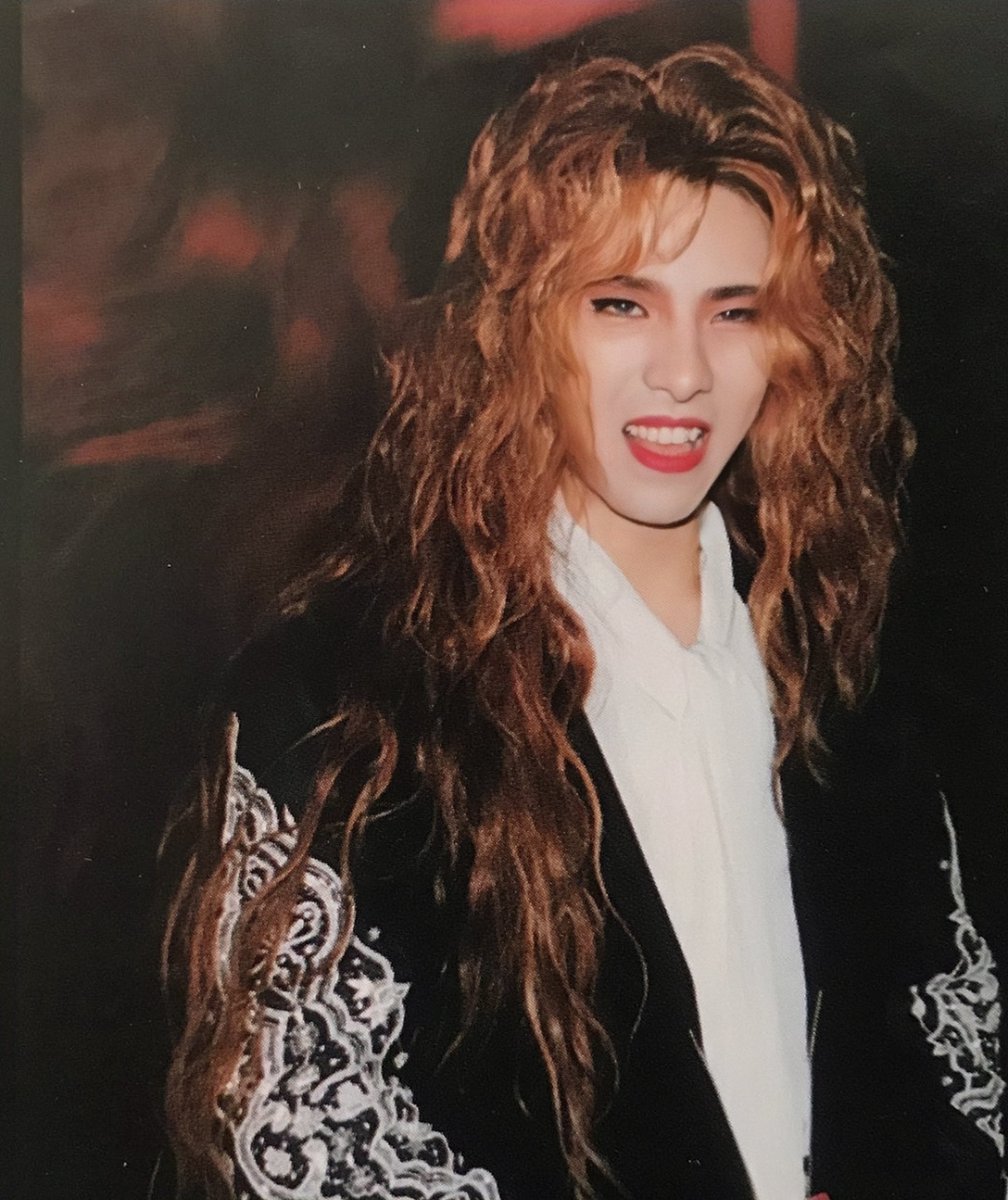 YoshikiOFlight's tweet photo. It can be said that you are my sunshine, my vitamins, the existence of energy in my life.💪Thank you.#yoshiki #林佳树 In my boring life day after day,You are a particular existance for me.(•͈ᴗ•͈ૢૢ)❊⿻*💕💕💕 https://t.co/vNz9d3DIdn