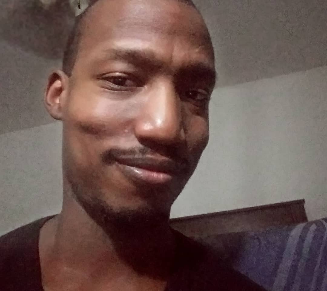 DavidWindhamJr1's tweet photo. The 32th of Age has come .... Happy Born Day 💫🎂💫 #Happy32Birthday https://t.co/z88FVwmgU3