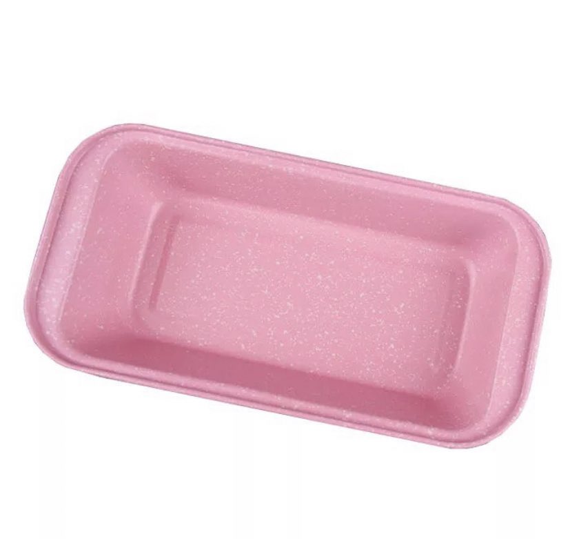 Beautiful Nonstick bread pans Available in green and pink only Price- 2500 each Please RT