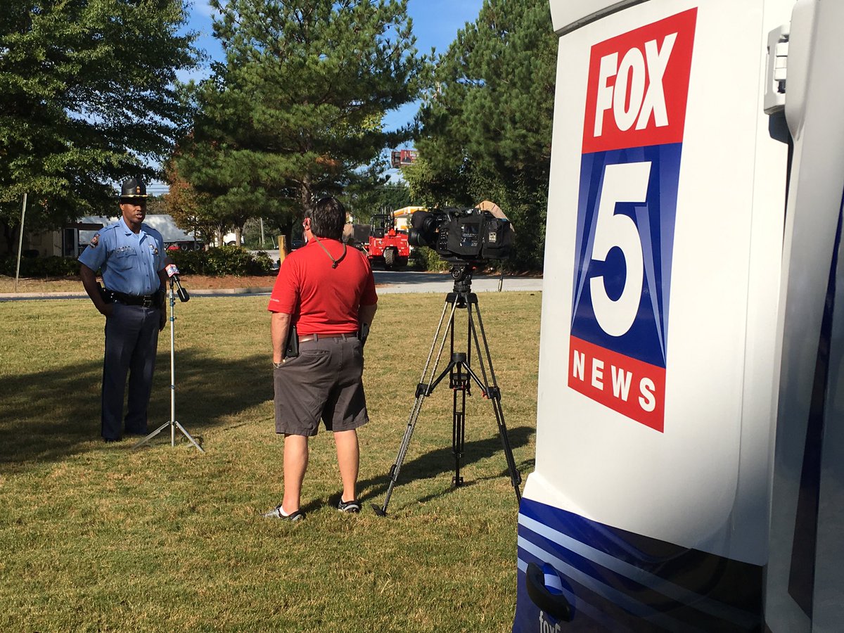 gohsgeorgia's tweet photo. We thank media partners like @FOX5Atlanta and @GANewsNetwork for helping get the word out about the dangers of distracted driving. #DistractedDrivingAwarenessWeek #justdrive https://t.co/koloPOnK6Q
