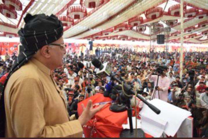 khanzamankakar's tweet photo. ”ہم بلوچ پشتون دوستی سے کسی بھی قیمت پر دستبردار نہیں ہوں گے۔“
~ اے این پی کے مرکزی سیکرٹری جنرل میاں افتخار حسین کا قلعہ سیف اللہ جلسے میں خطاب
#ANPQillaSaifullahJalsa https://t.co/yDxZpZWqie