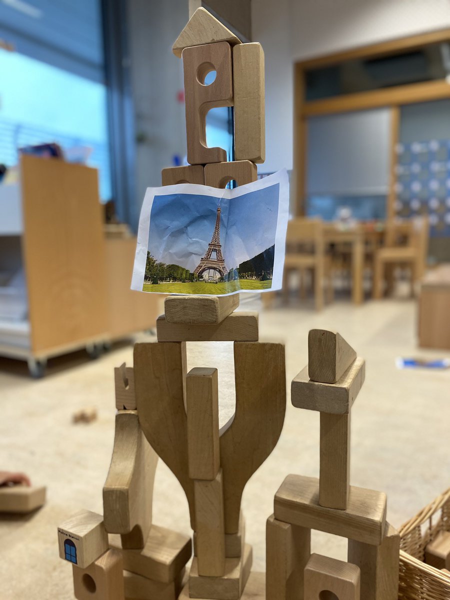 Meredith tweet media