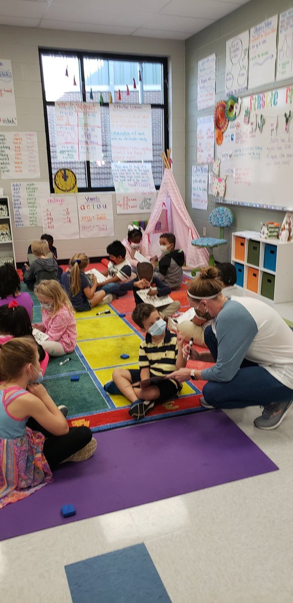 Michelle Lowe tweet media