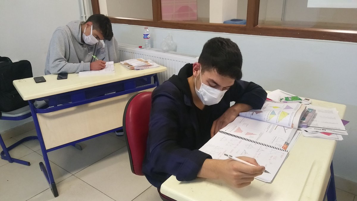 Çalışmalara devam...
#üniversitehazırlık 
#tyt
#ayt
#lgshazırlıkkursu
#yeryüzüönderanadolulisesi