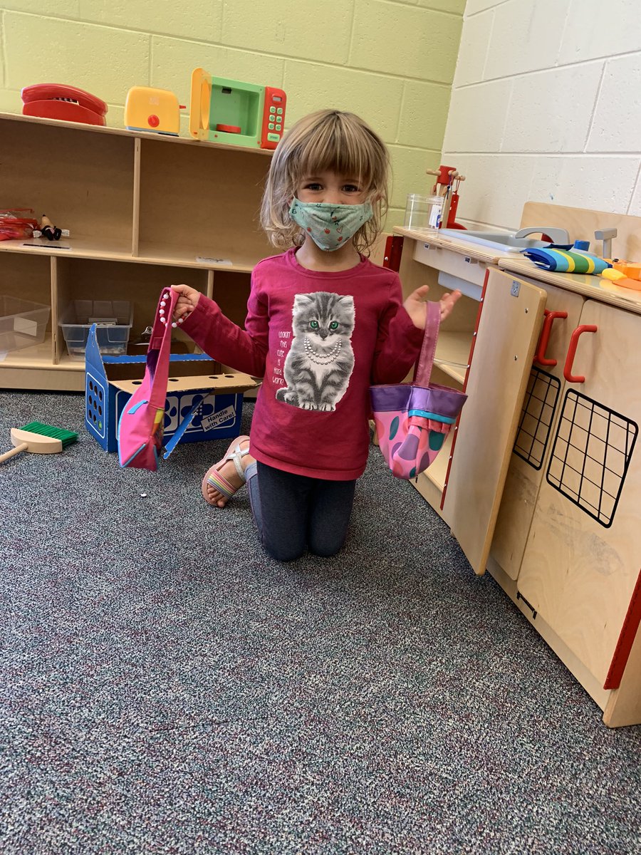 Mrs_Brown_GES's tweet photo. These beautiful people made me smile today! SO proud of the PreK people who came in person for the first times this week! They were very brave and practiced social distancing like champs!! πππ»πͺπ» #gesSTRONG #prekstrong https://t.co/Lp4QjbeB0i