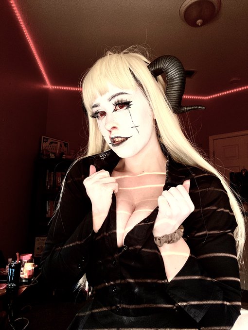 Hot https://t.co/F09cnG8QlO<a href="/tag/newprofilepic"class="tags"><span>#newprofilepic</span></a>