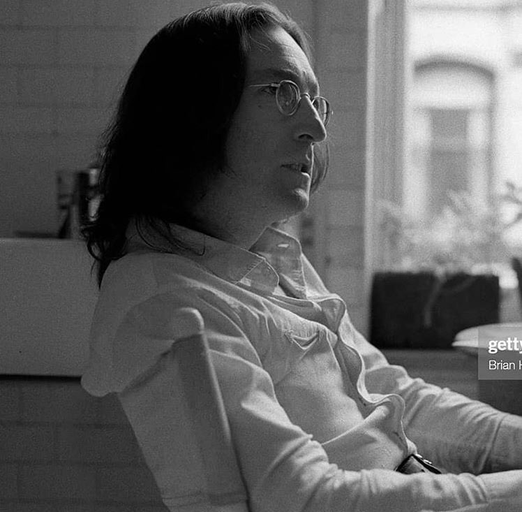 SATINODYSSEY's tweet photo. happy birthday johnnie 💛 #JohnLennon80 https://t.co/n0NUoswh2l