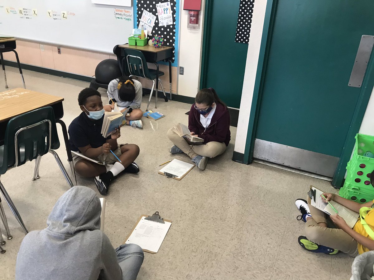 MrsMorgan_EDU's tweet photo. The #BrightBunch stretched their brains 🧠 today as they interpreted metaphors from #EsperanzaRising!
The Ss are growing SO much during this module from @ELeducation. 👏🏼
#PantherPride #CageBusters #HumanRights
@HCPSForestHills @HillsboroughSch https://t.co/GWjLm1iSDV