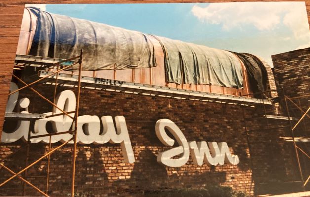 ELPruittMechan1's tweet photo. #TBT Back in the day, going to the Holiday Inn East (now gone) was a big deal. Holidome for the kids?! Early 80s - E.L. Pruitt Co. painstakingly field-measured, custom-made & installed all the classic copper facade for both the Holiday Inn East & South. #quality #craftmanship https://t.co/efkjZBgpKC