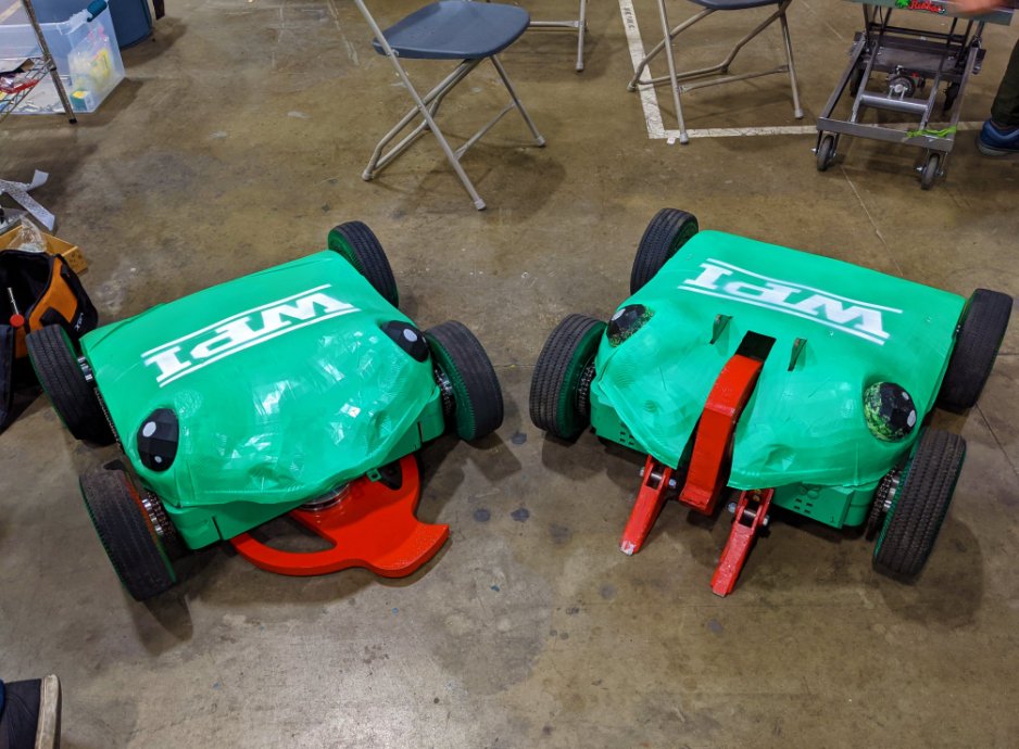 #24: RibbotWPI's college team has more than impressed at Battlebots, and despite having to give up their foam-poured aesthetic, look to be back to their old modular tricks. They even published a spreadsheet w/ their strategy against every bot in the box: https://www.facebook.com/237868450479267/videos/1112975315711680