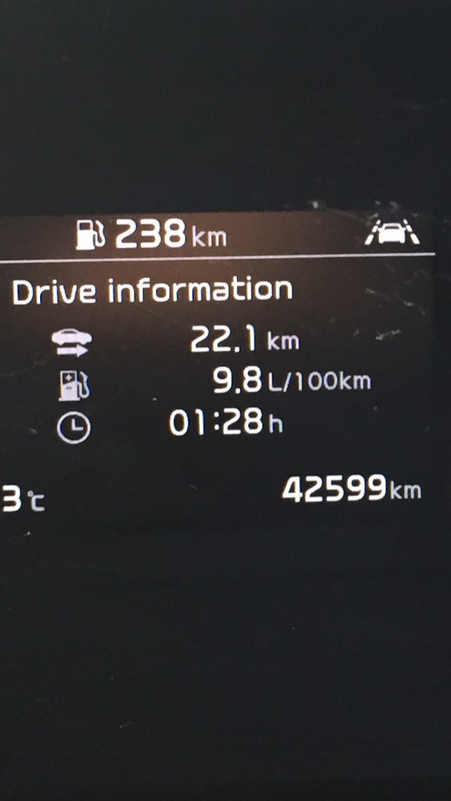 colum_bracken's tweet photo. Covid-we are all in this together!! Not if you are a commuter from Meath - checkpoints Clonee &amp; Ashbourne took 1.5 hours to drive 22km home from work in Dublin Elected TDs where is the representation @ReginaDo @ThomasByrneTD @HMcEntee https://t.co/UJoZxazuBI