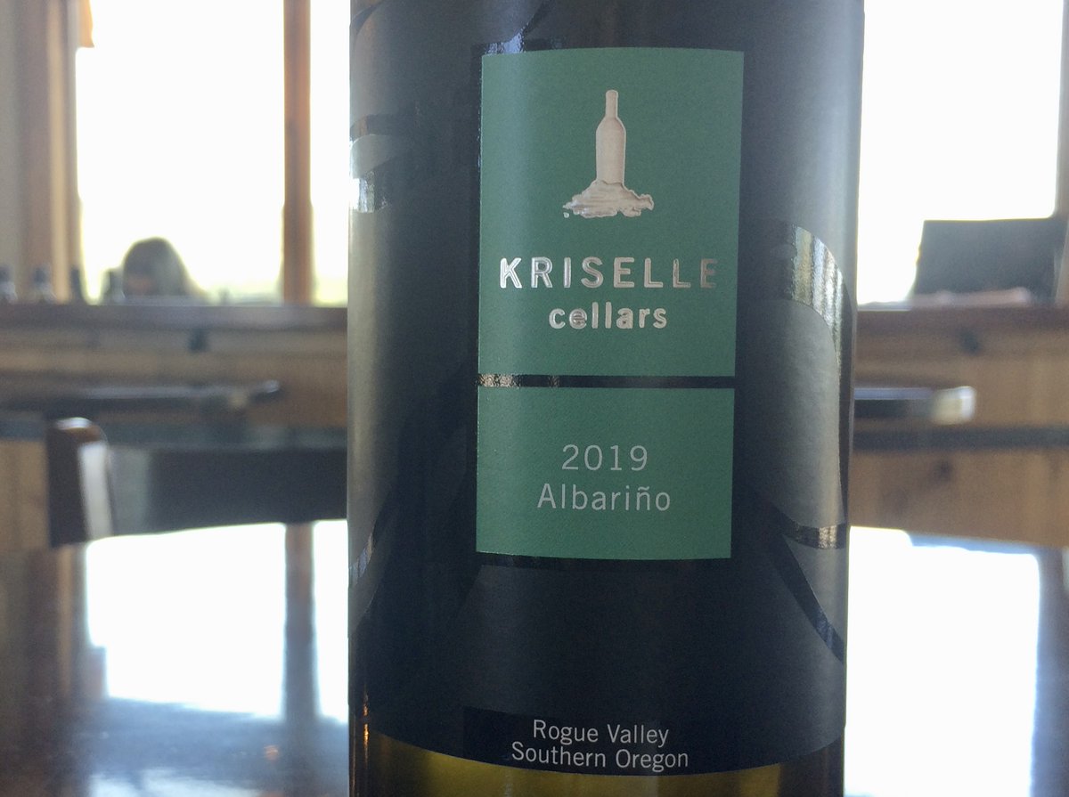 Looking for an unusual, mineral-driven, #whitewine? Try this #Albariño made by #KriselleCellars: winerabble.com/2019-kriselle-… #winerabble #oregonwine #orwine #southeroregon #soorwine #roguevalley #whitewine #roguevalleywine #winepairing #winepairings #winetasting #wine #winelover