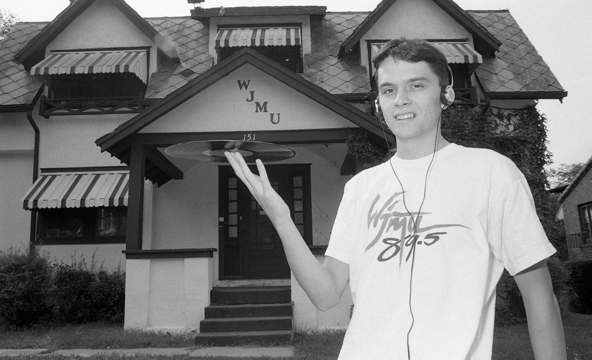 #TBT to 1991 outside the WJMU studio 

Thank you <a href="/staleylibrary/">Staley Library</a> for the archive!

<a href="/WJMUTheQuad/">WJMU 89.5</a>