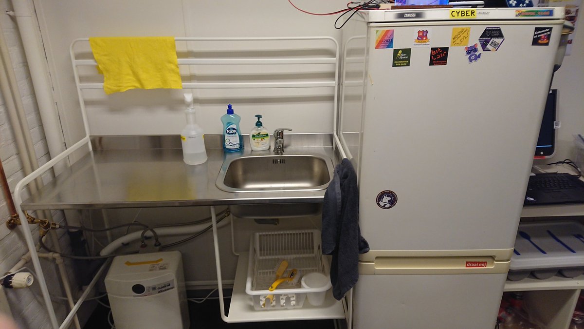 Hackalot tweet media