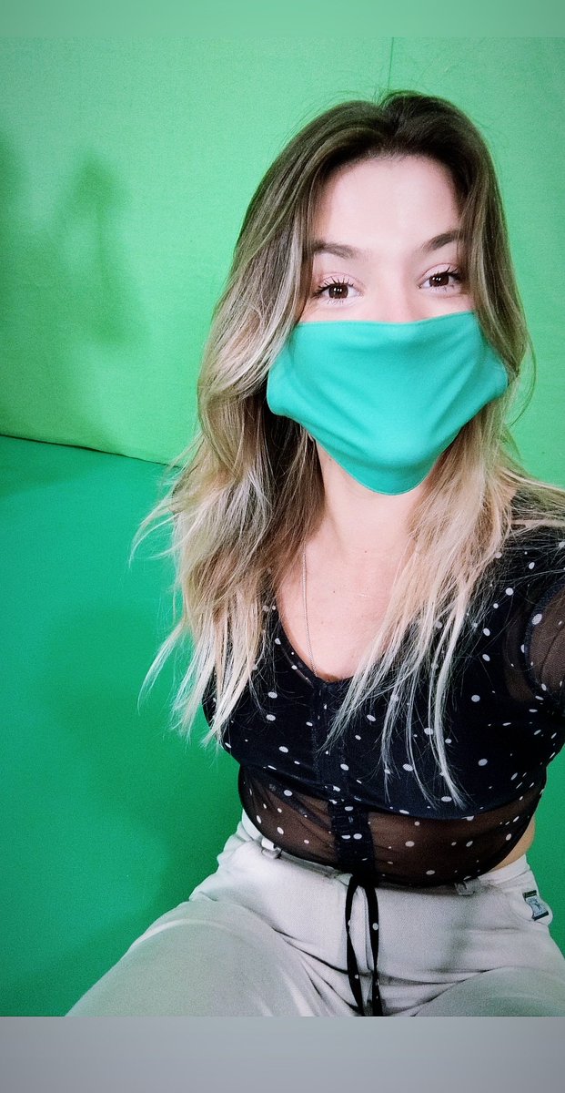 creativenuts's tweet photo. Day 1 on #SCD2020 wrap! You need to become one with the green screen 🧘🏼‍♀️♻️🍏🍵🥗📗 https://t.co/hJK5Z14pAN