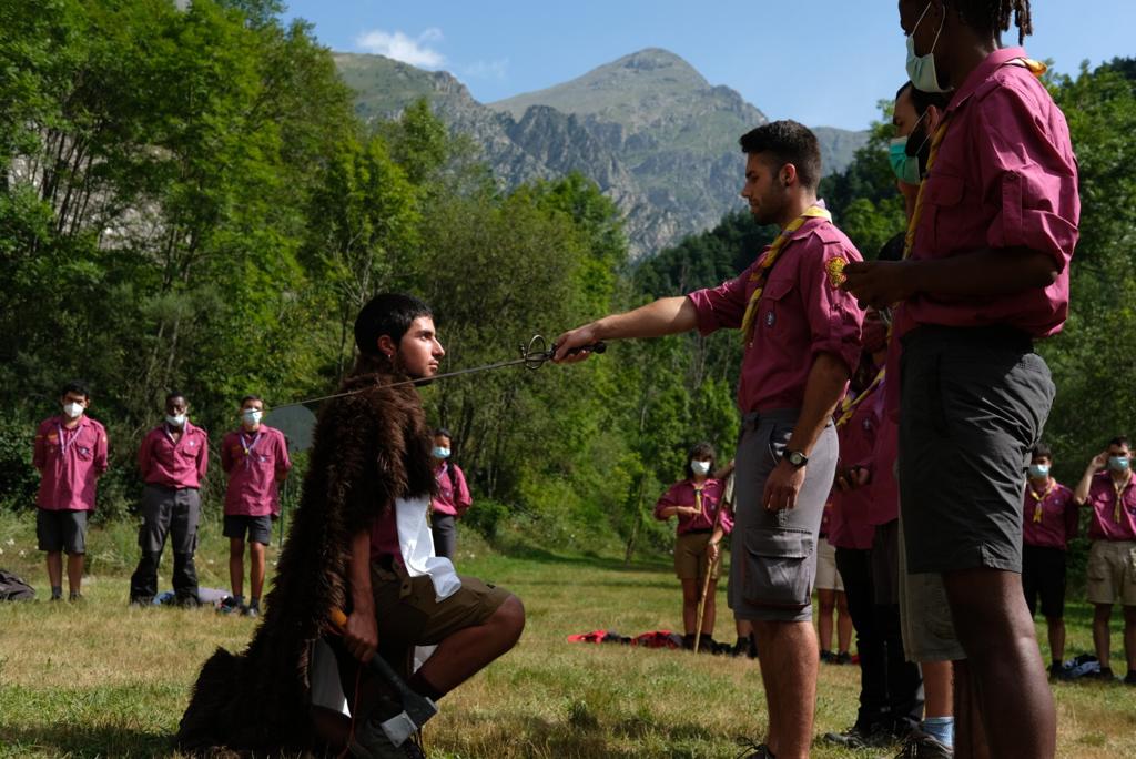 Tot i aques curs tant extrany, els infants i joves han pogut tirar endavant la progressió personal. Les unitats grans van poder fer l'entrega a campaments, però les petites han hagut d'esperar a passos. Ara toca seguir treballant amb les energies renovades!