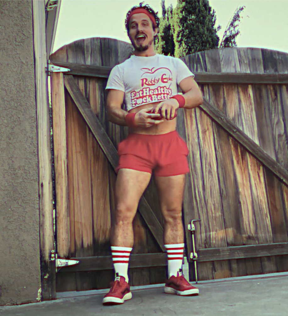 🍎 Robby Apple Pie 🍎 on X: Help Siri win The Halloween Contest by voting  for our video! It's free to watch!!! t.copRpUwTHSDD  t.coOytKyLNvXs  X