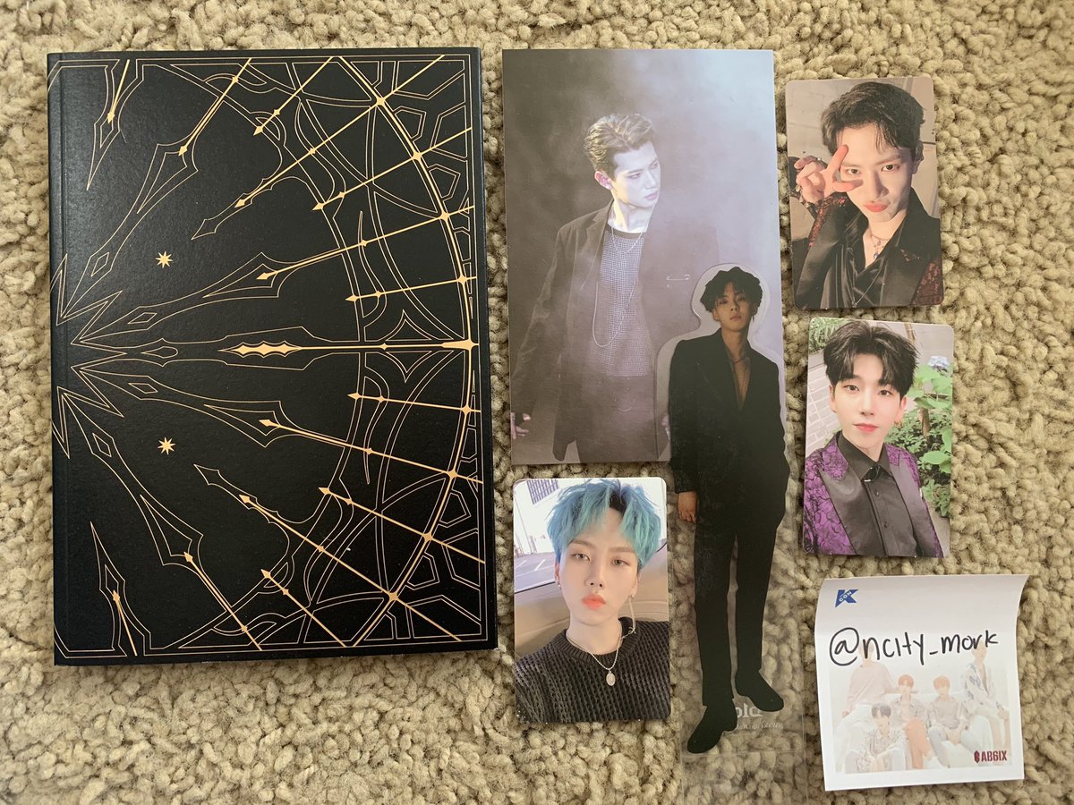 WTS | SELLINGusa onlyD1ce Wake Up: Roll The World albumdm for more info/price/more picturesavailability at end of thread