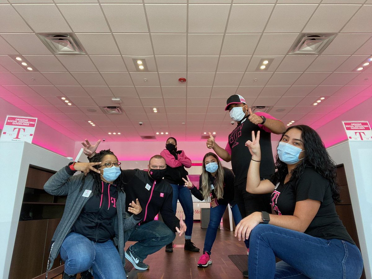The highly anticipated Debut Album "Enter the Magenta Experience" from 
The Magentees. #tmobile #magenta #winning #empire #EMpireFam <a href="/em_martinez9/">Em Martinez</a> @caroduque__ <a href="/EddieTMO/">Eddie</a> <a href="/RyanShiell/">Ryan</a>
