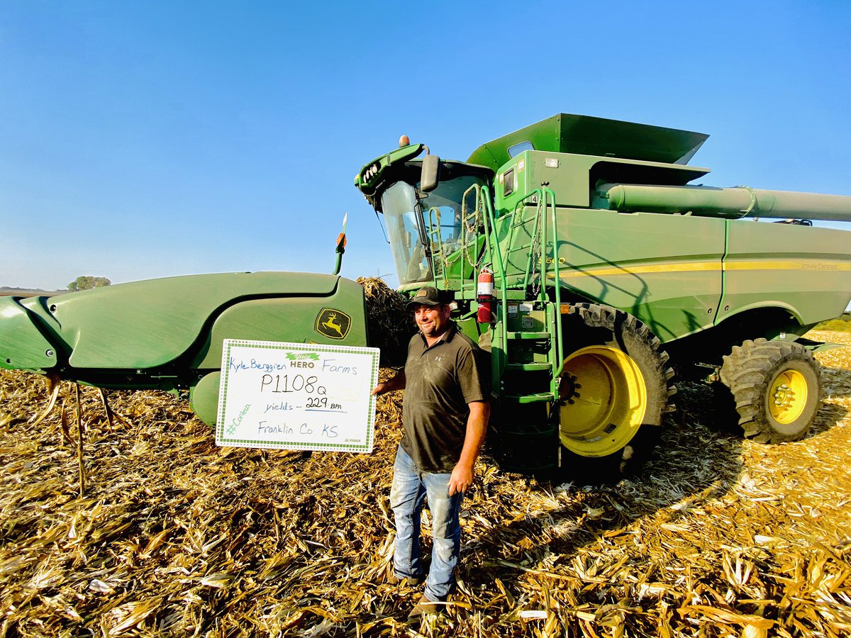 3g_seed's tweet photo. Corn has been good in Franklin County Kansas. Love seeing these newer varieties at work.  @PioneerSeeds https://t.co/OvSAWWTIsM