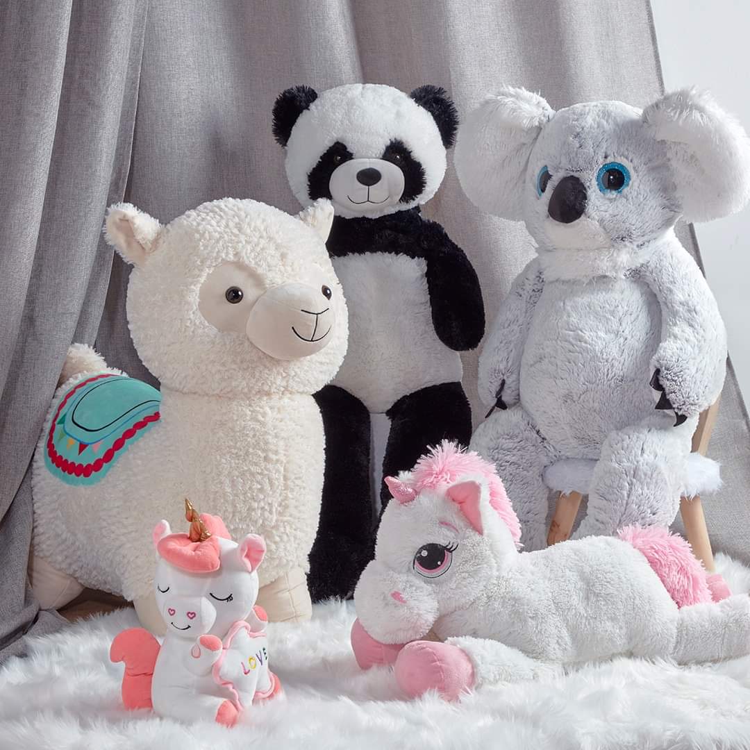 Faire plaisir aux petits ET aux grands 😜 ? un vrai jeu d'enfants ! 
Offrez-leur de la douceur ! XL, musicales, lumineuses et ultra choux, il y en pour tous les goûts ! 
🐼🐨 Retrouvez notre large sélection de peluches en magasin et sur gifi.fr !
