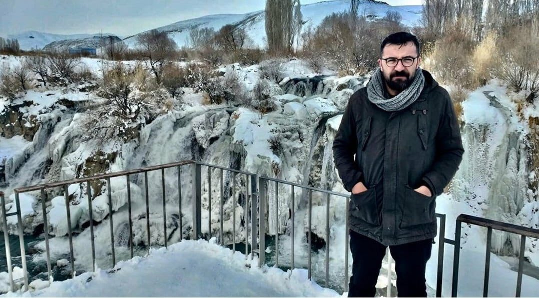 DilanBabat's tweet photo. Arkadaşlarımızın ifadeleri alınmaya başlandı. 

#GazetecilikSucDegildir https://t.co/EW8ZXPgNHo