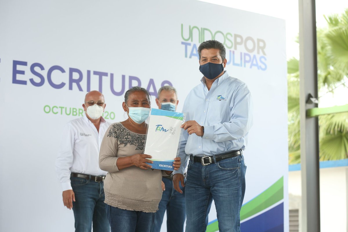 Continuamos nuestra agenda de trabajo en #Reynosa, donde en el Fraccionamiento Nuevo México, entregamos escrituras y terrenos para vivienda , a través de <a href="/ItavuTamaulipas/">ITAVU</a>; con ello, se brinda a las familias certeza jurídica de su patrimonio. <a href="/gobtam/">Gobierno Tamaulipas</a>