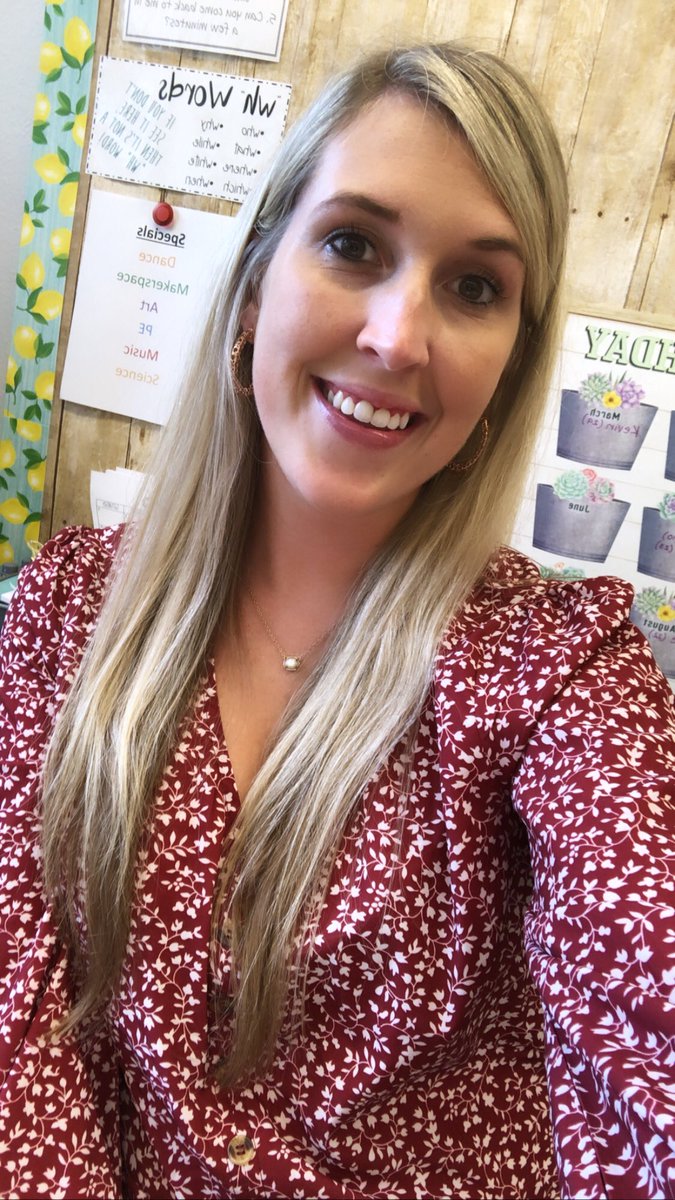 ReadingWithSRC's tweet photo. Board Member Spotlight: My name is Danielle and I’m the gal behind the screen on our social media pages. I’m from TX and graduated from Iowa State University. This is my fifth year teaching and second year teaching 2nd grade at Wilkinson. I can’t wait to grow together this year! https://t.co/lf7GT4E0Vl