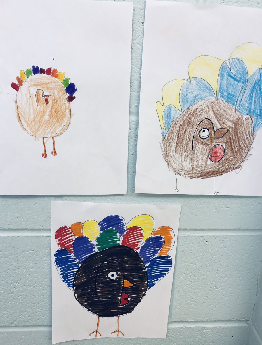 mrsjhayward's tweet image. Turkeys! #Kindergarten #directeddrawing #turkey @StTeresasSchoo1